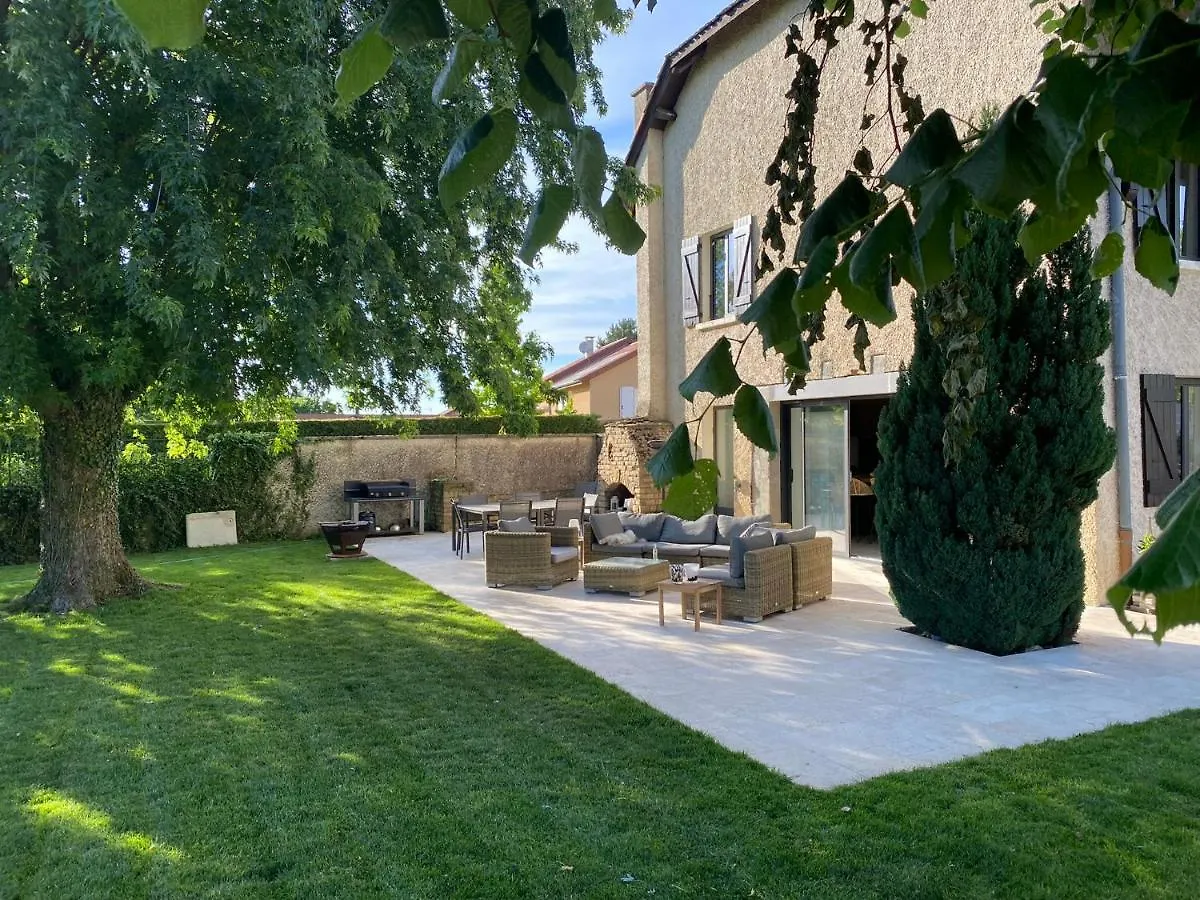 Domaine Des Oliviers Villa Saint-Savin  France